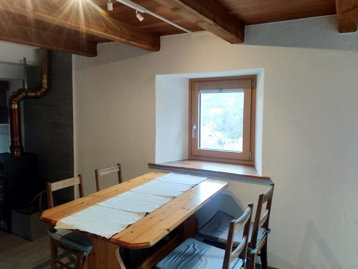인트라냐 Rustico "Casa Di Sasso" 빌라 외부 사진
